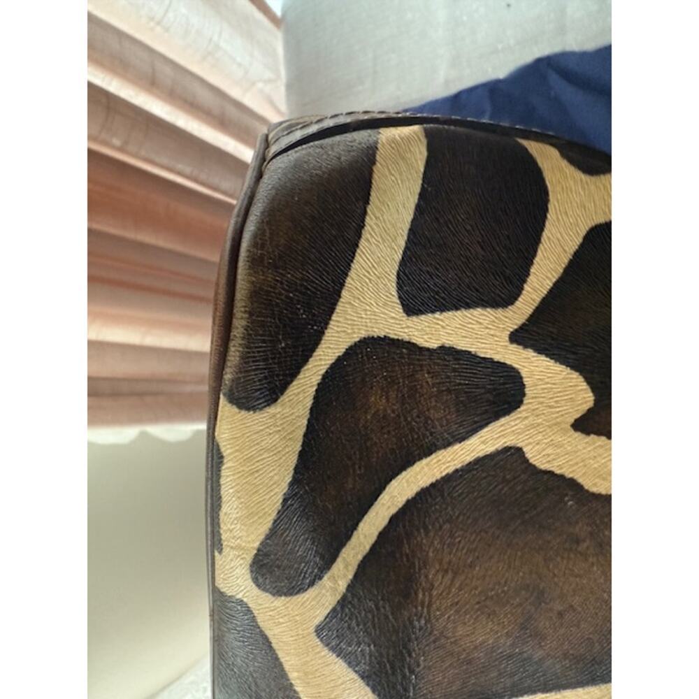 DOONEY & BOURKE GIRRAFFE PRINT DRAWSTRING SHOULDER BAG WITH DUST BAG - Picture 14 of 16